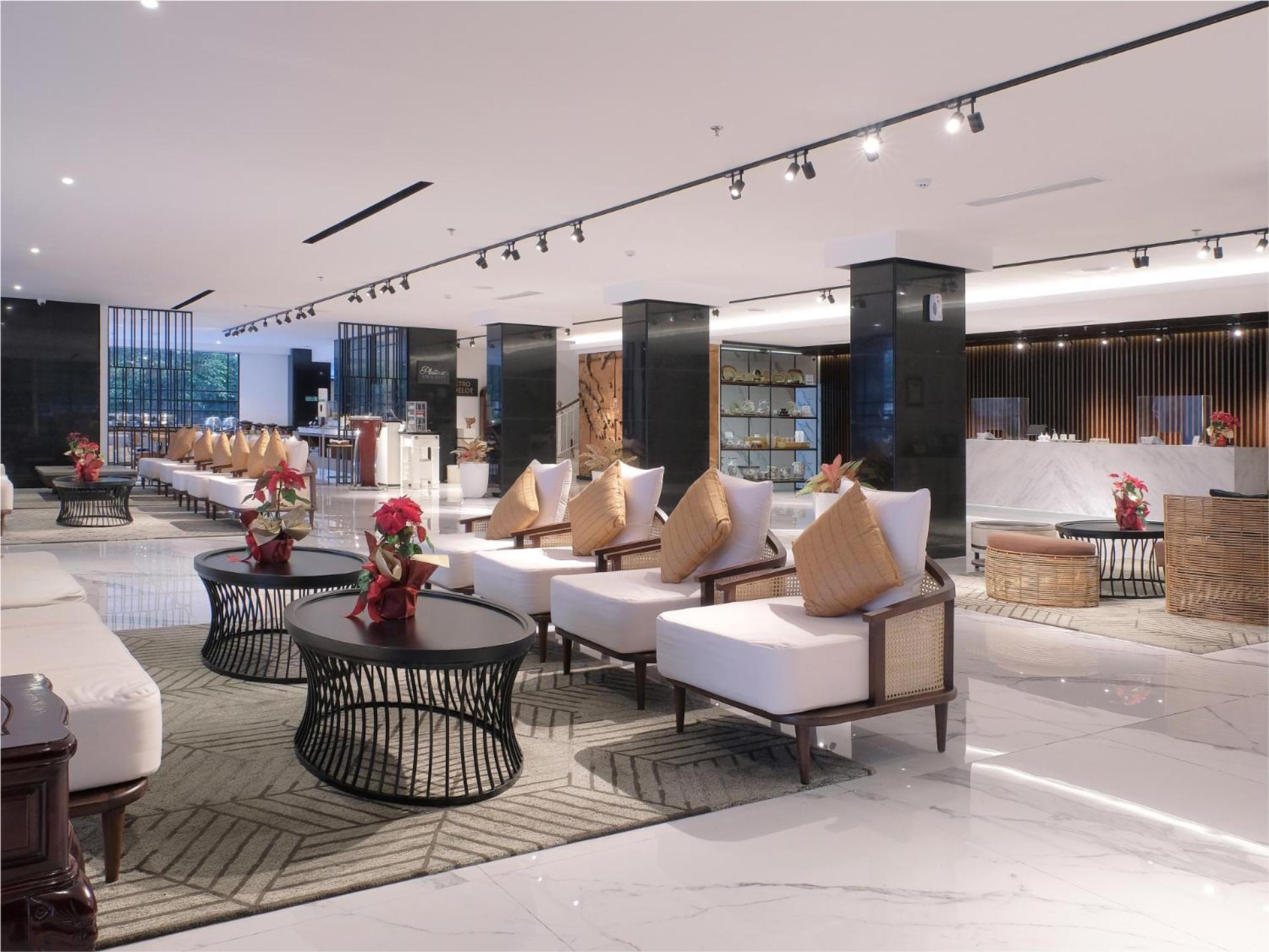 Metro Park View Hotel Kota Lama Semarang Exterior photo